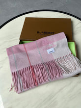 China Replica Burberry Scarf 46usd Only